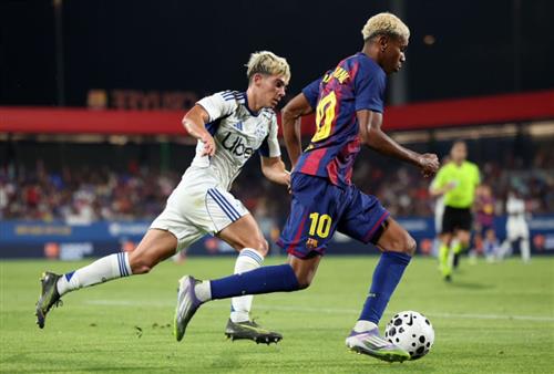 Barcelona vs Como