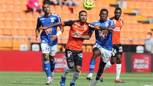 Strasbourg vs Lorient