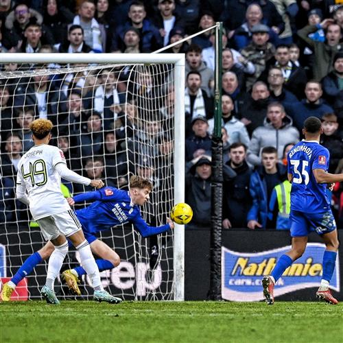 Cardiff City vs Leeds United