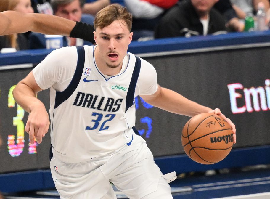 Flagg only lost 8 games in high school and college combined, and lost 9 in 12 games after joining the Mavericks.