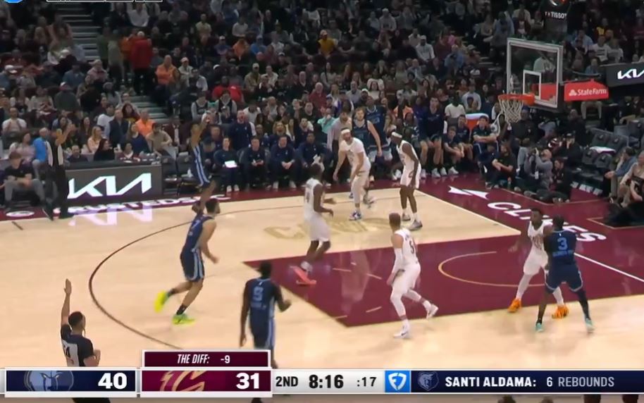 Lots of free throws! Jaren Jackson Jr. scored 17 points on 10 of 11 free throws in the half